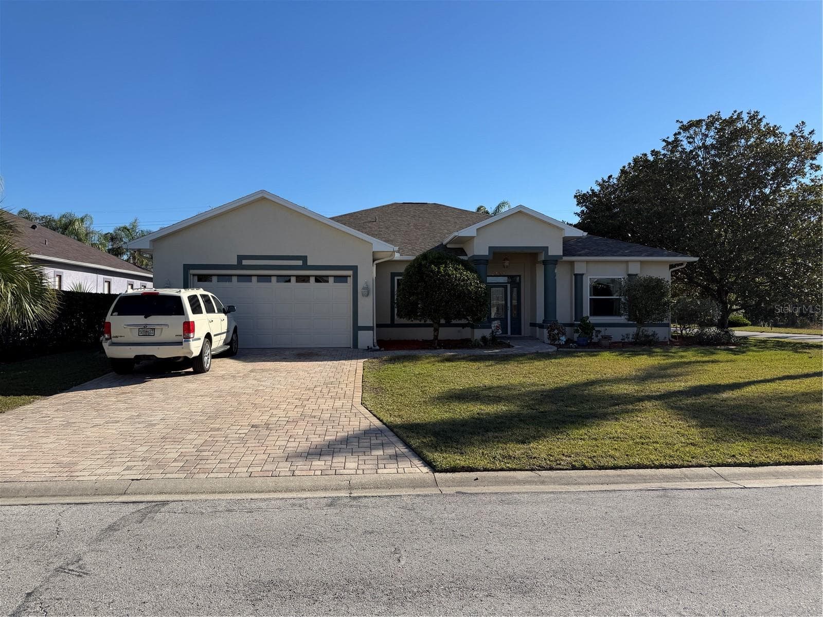 2424 Dekan Ln