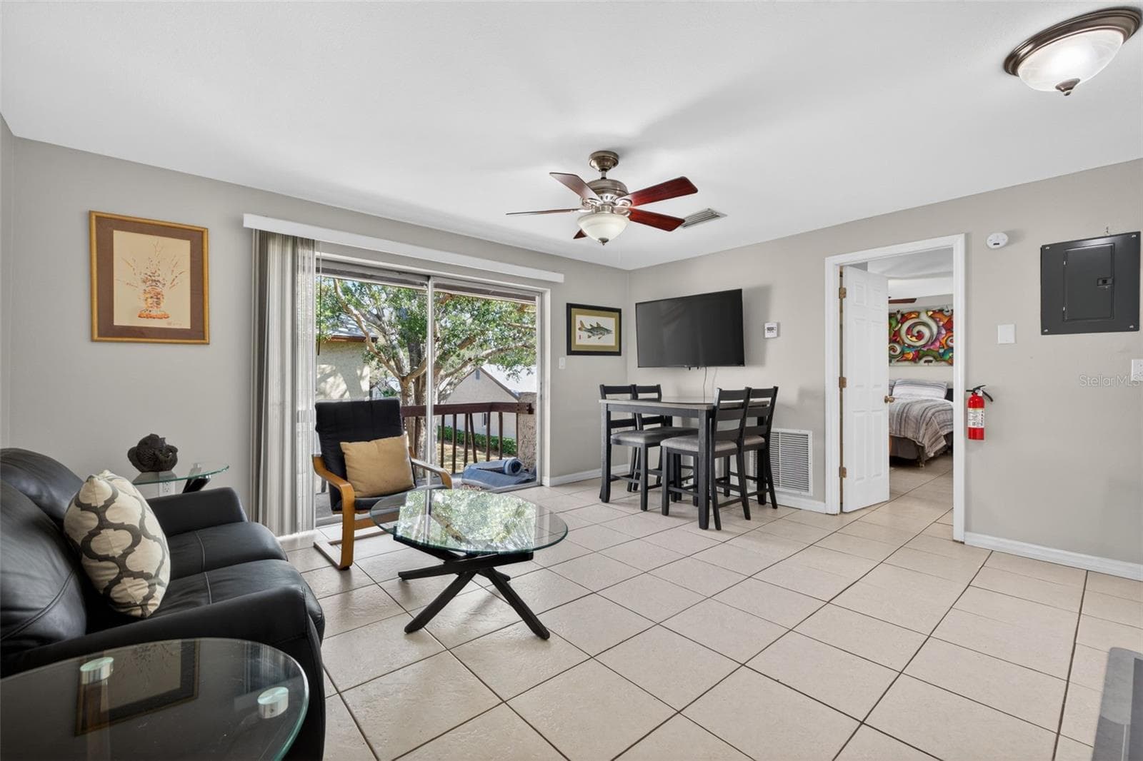 4215 E Bay Dr #1702F photo 3