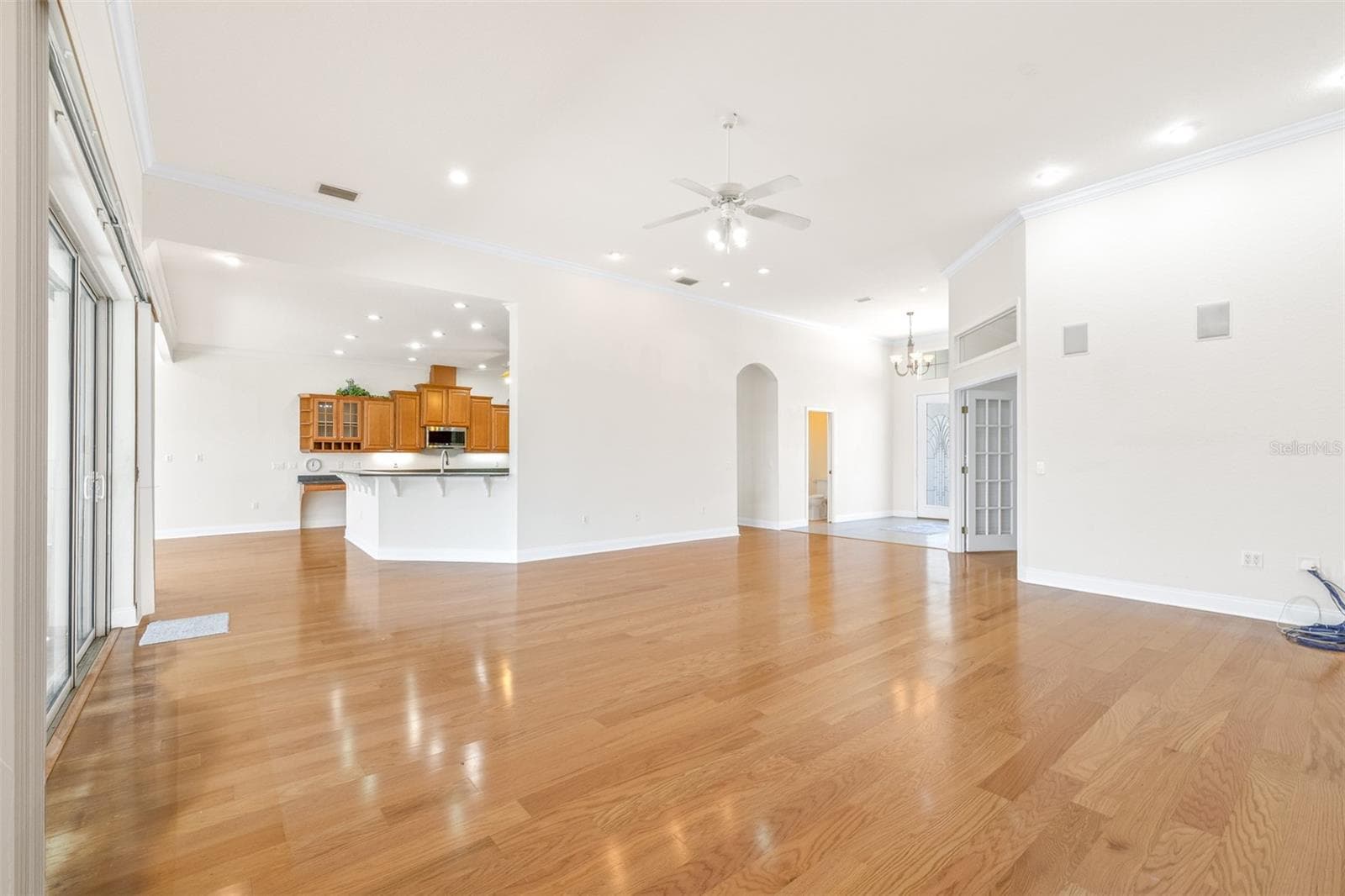 6779 Huntington Hills Blvd photo 5