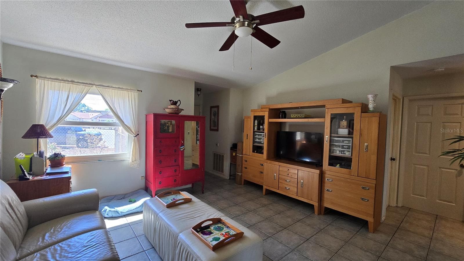 4628 Ashberry Dr