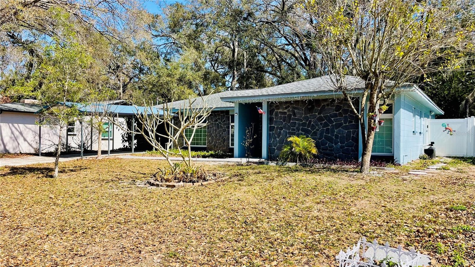 14809 Tulip Dr photo 3