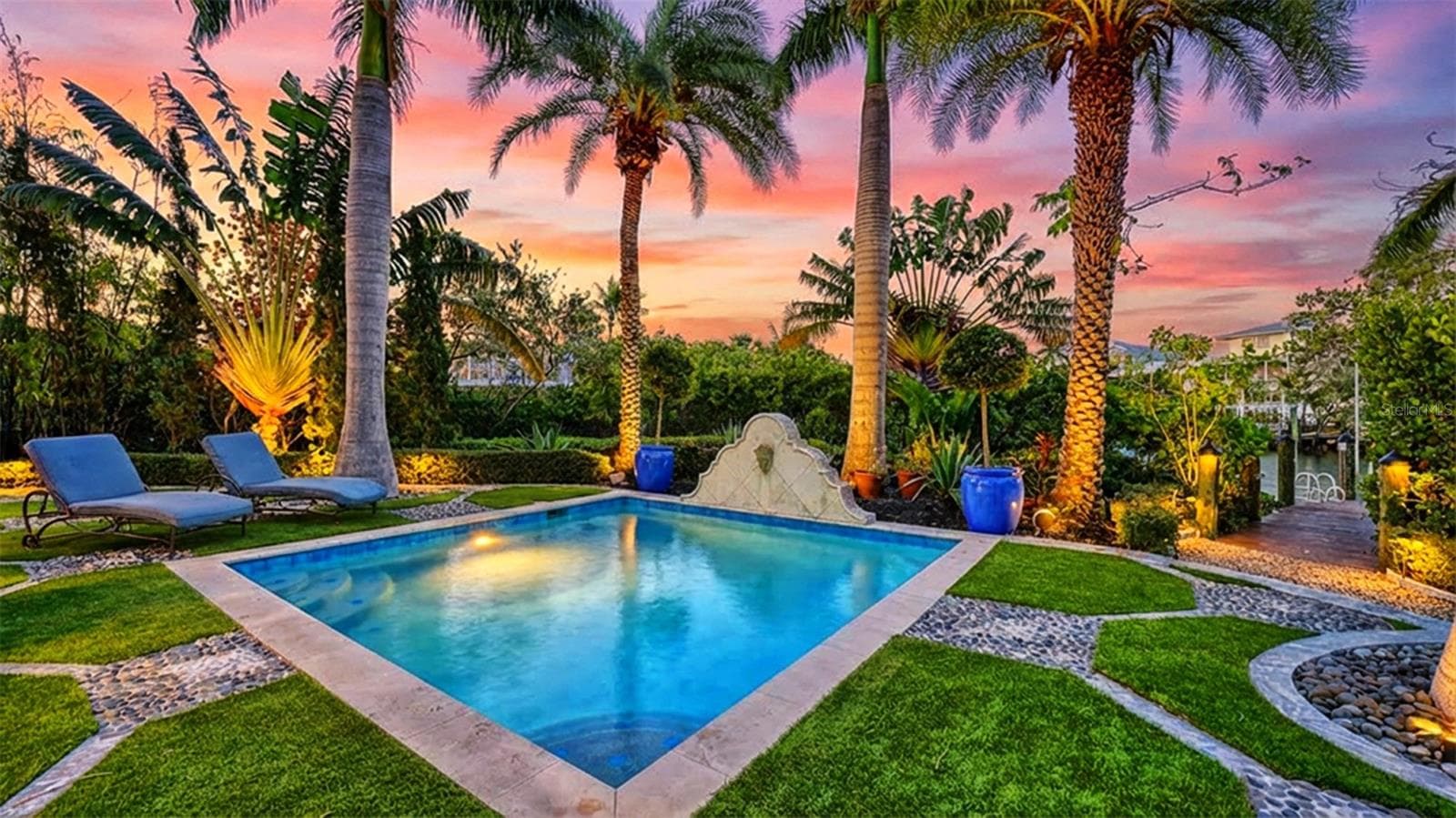 513 Villa Rosa Way photo 4