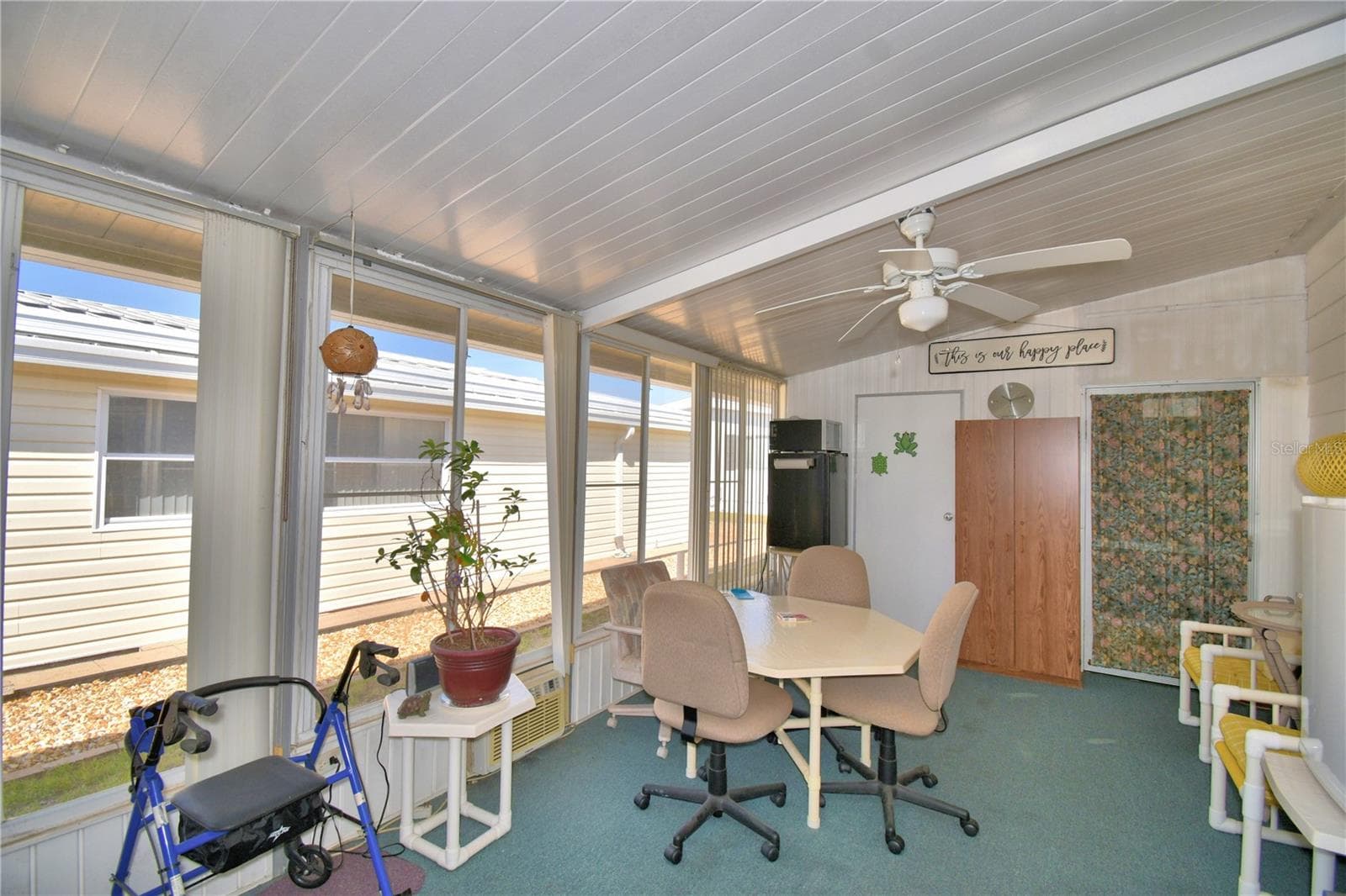 4239 Cedarwood St photo 3