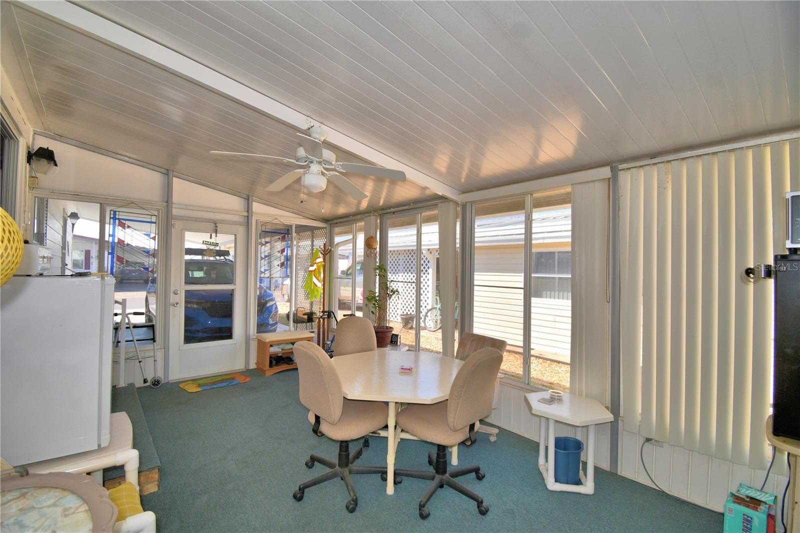 4239 Cedarwood St photo 4