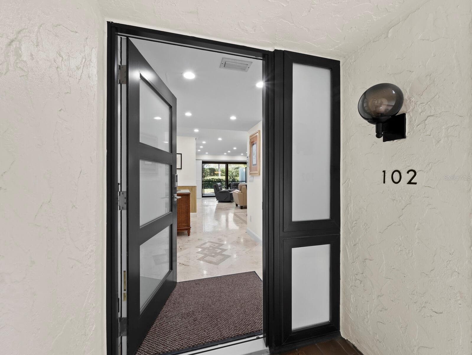 2055 Gulf Of Mexico Dr #G2-102 photo 3