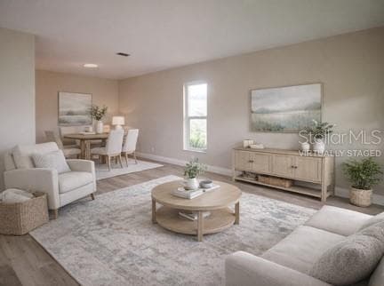 1350 Glengarry Dr photo 3
