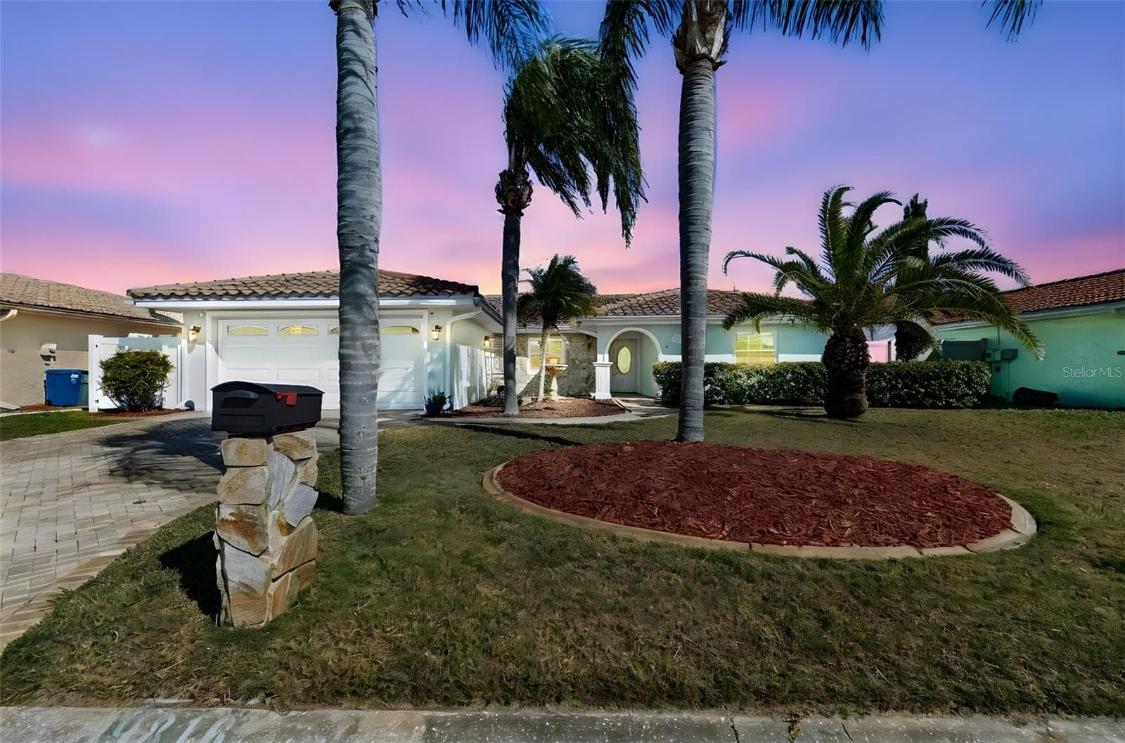 9816 San Sebastian Way photo 3