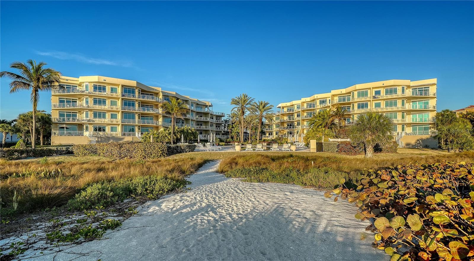 2165 Gulf Of Mexico Dr #115 photo 3