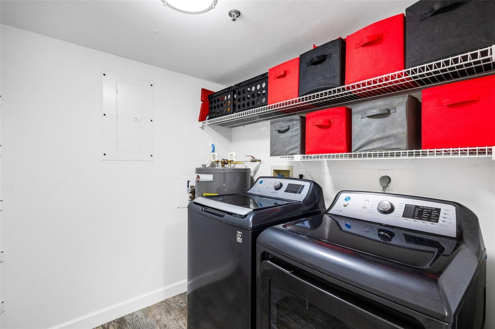 3980 Ironwood Cir #404 photo 4