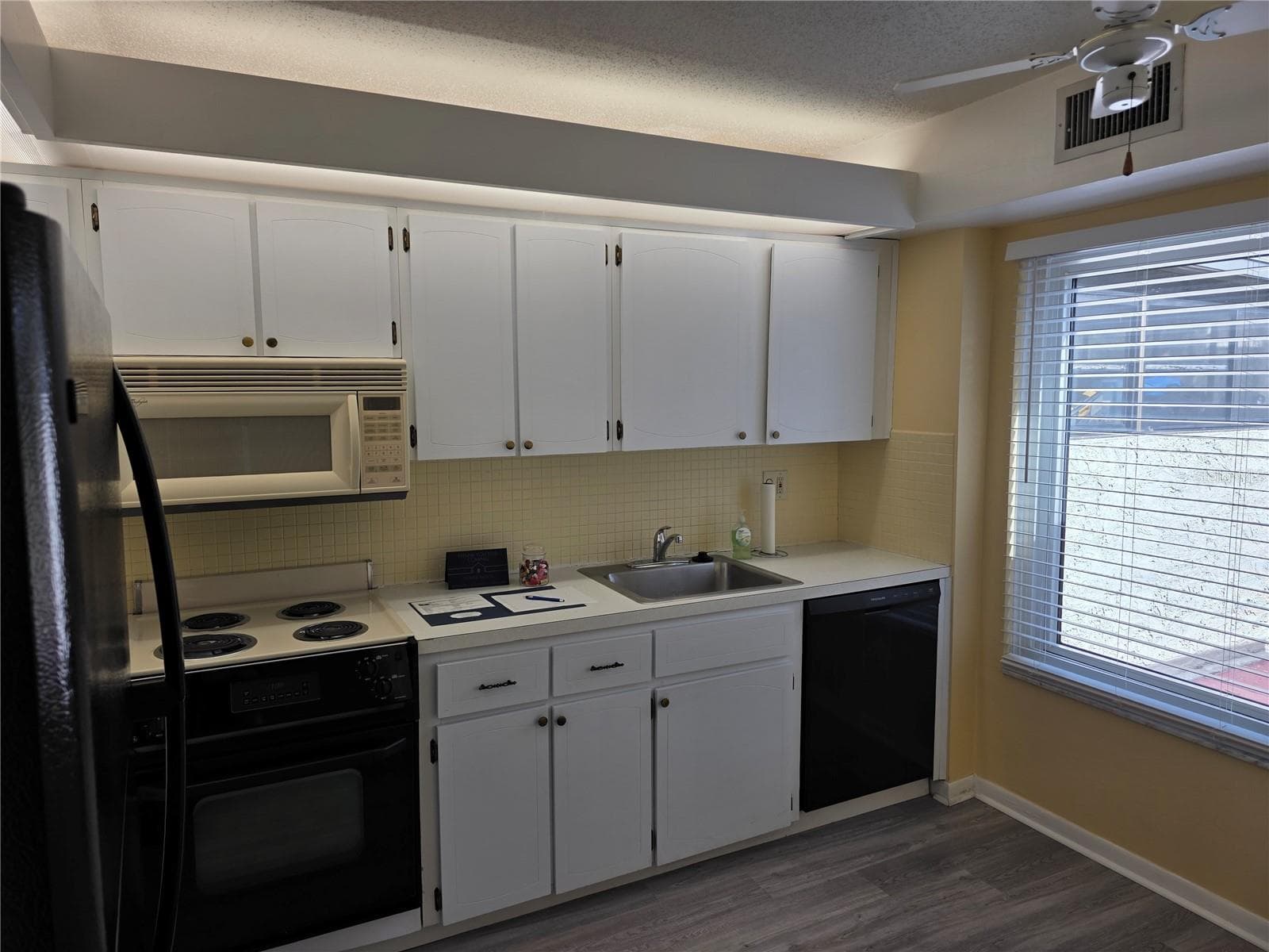 2207 Belleair Rd #B22 photo 5