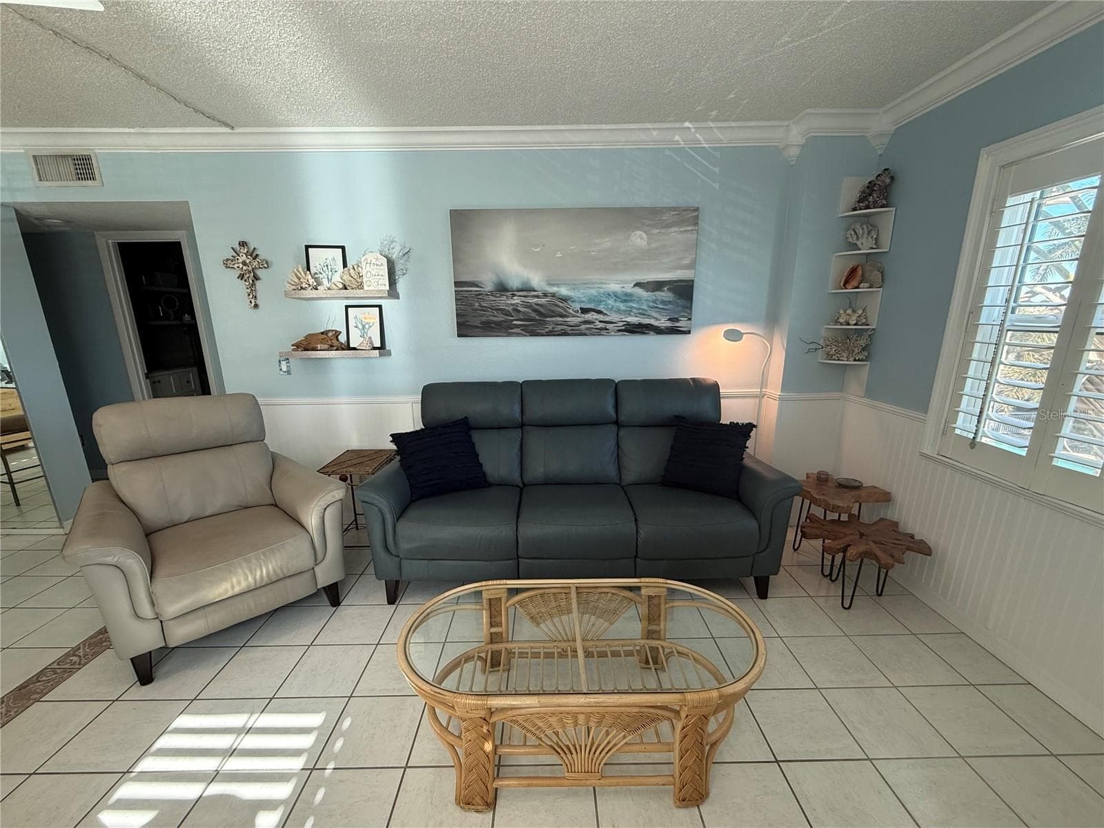 18650 Gulf Blvd #316 photo 3