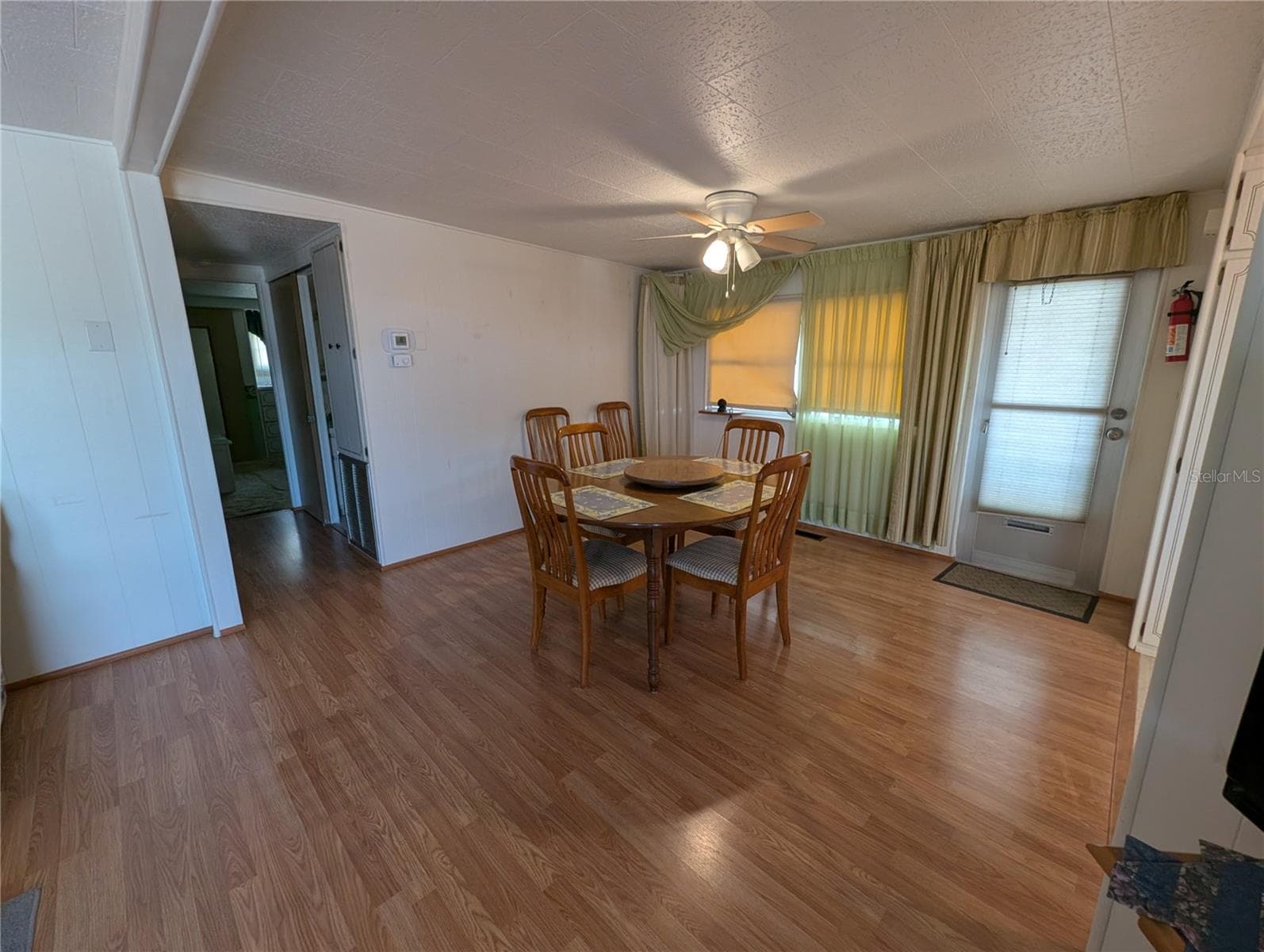 107 48th Avenue Dr W photo 4