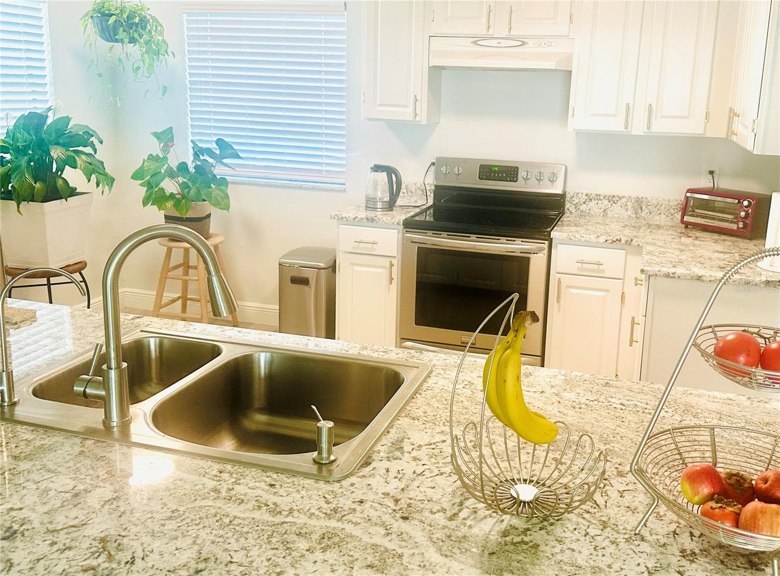 5061 Barrington Cir #1302 photo 5