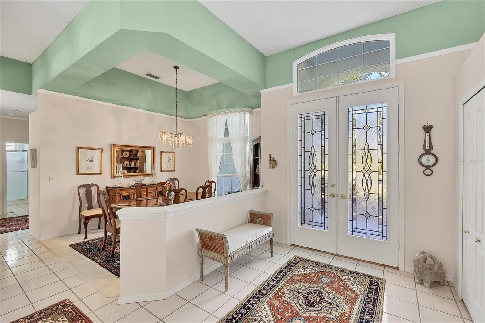 8684 Woodbriar Dr photo 3