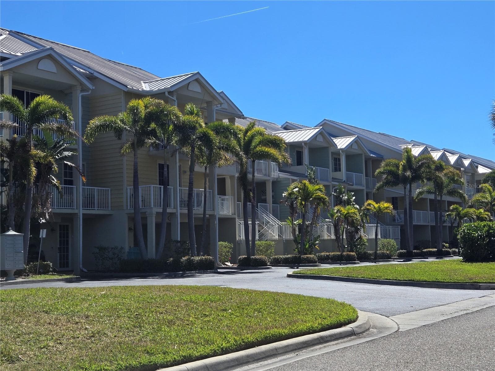 547 Bahia Beach Blvd photo 3