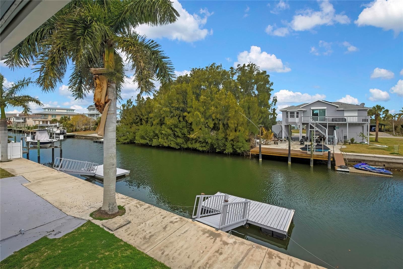 6703 Seaview Blvd photo 3