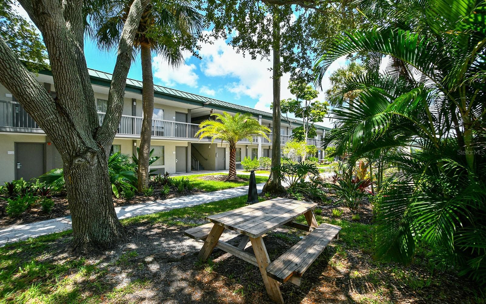 7150 N Tamiami Trl #S-612 photo 3