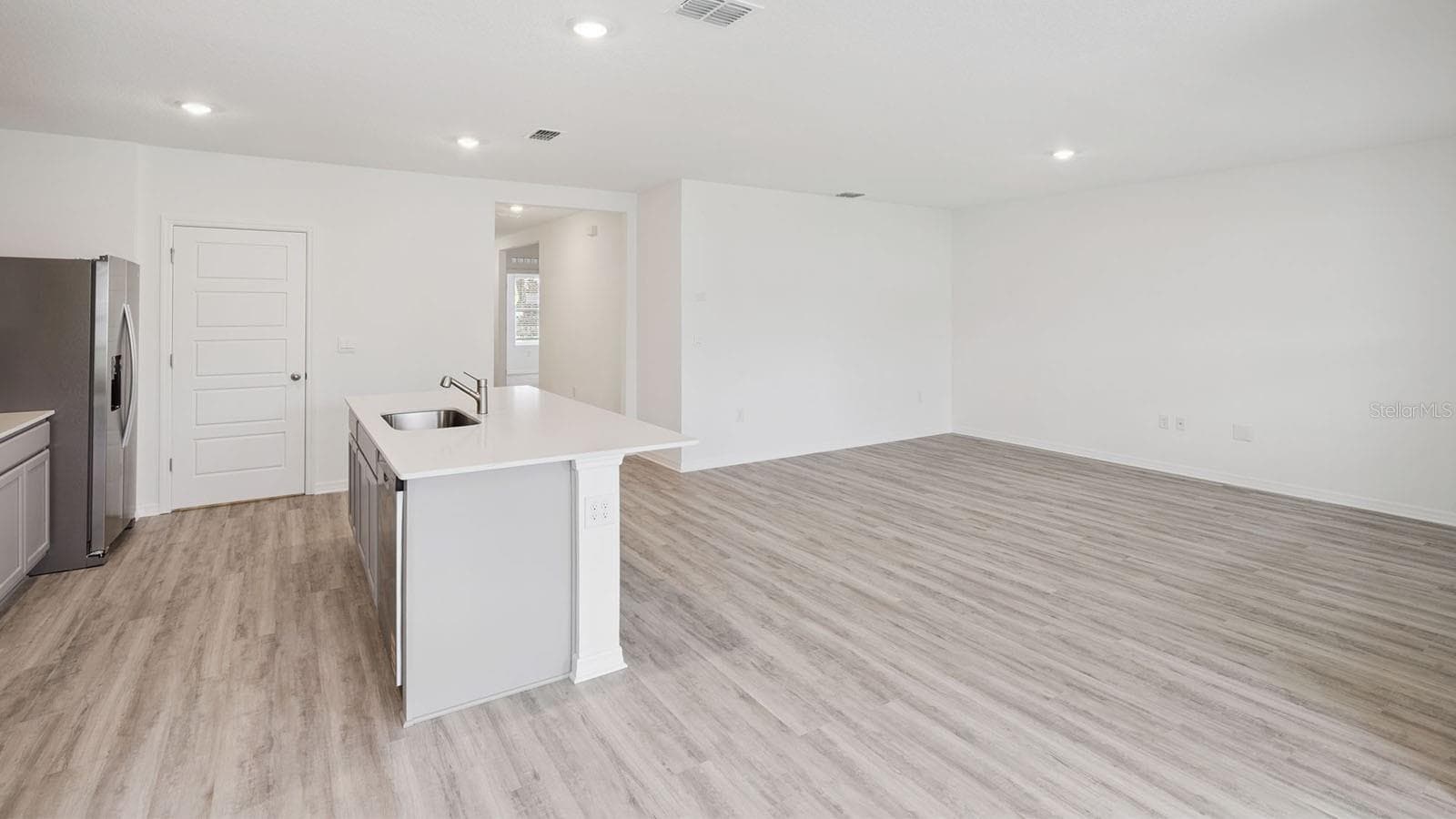 7876 Forrest Fox Way photo 3