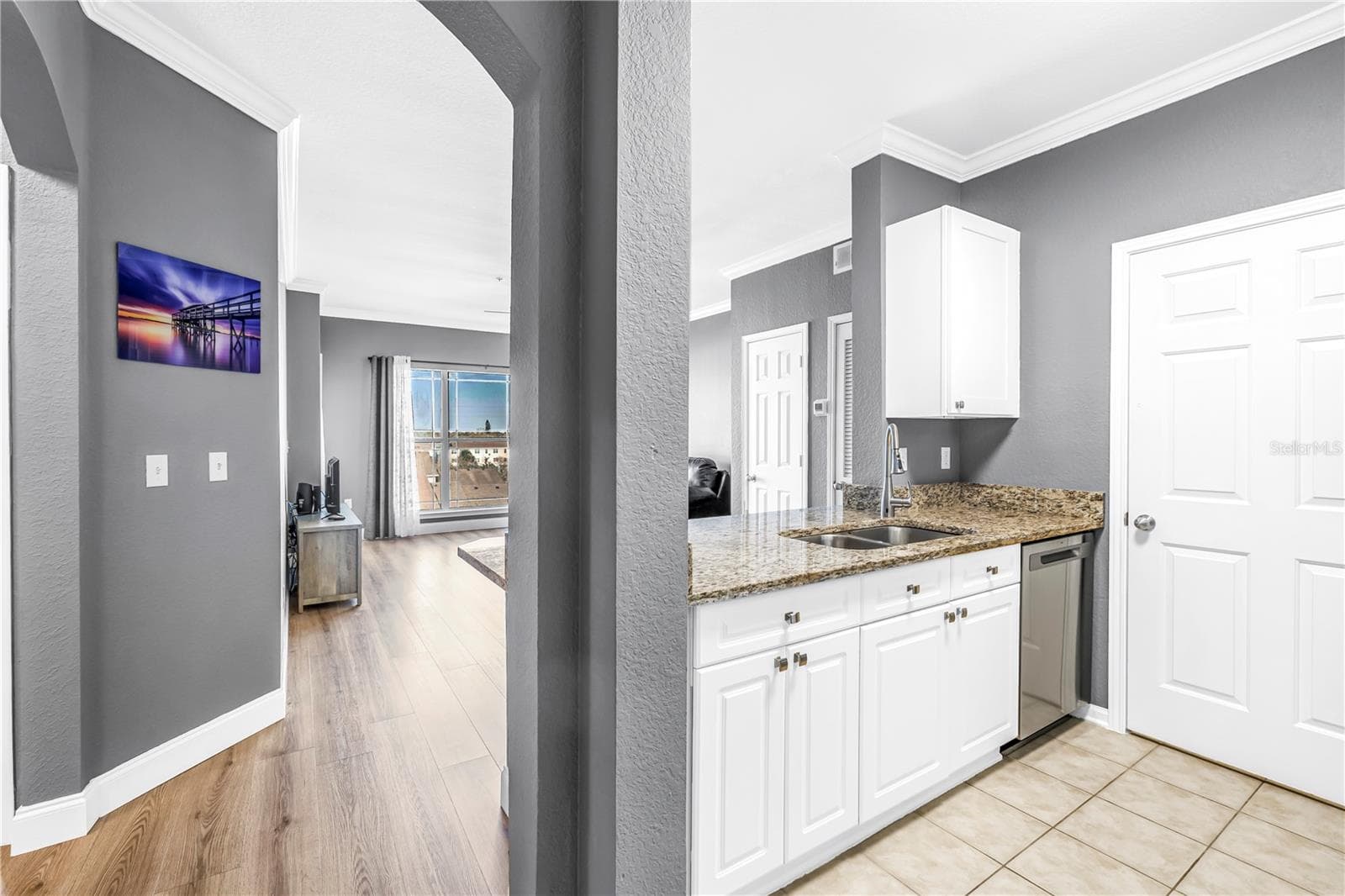 1216 S Missouri Ave #415 photo 3