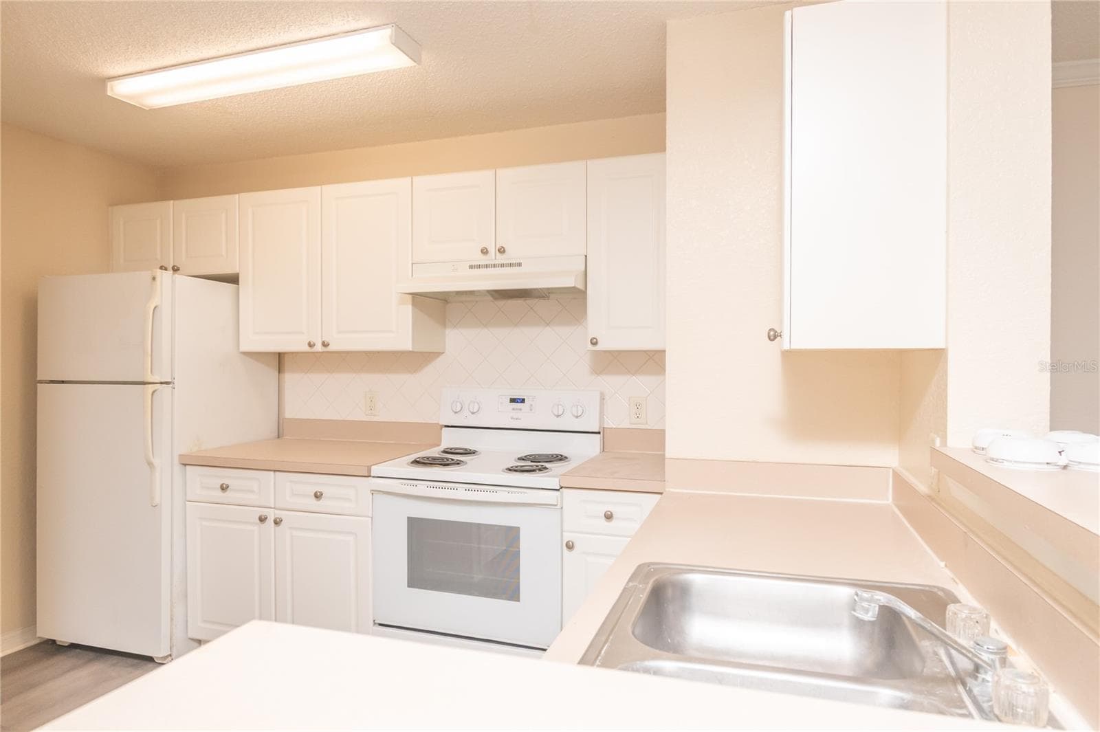 18001 Richmond Place Dr #834
