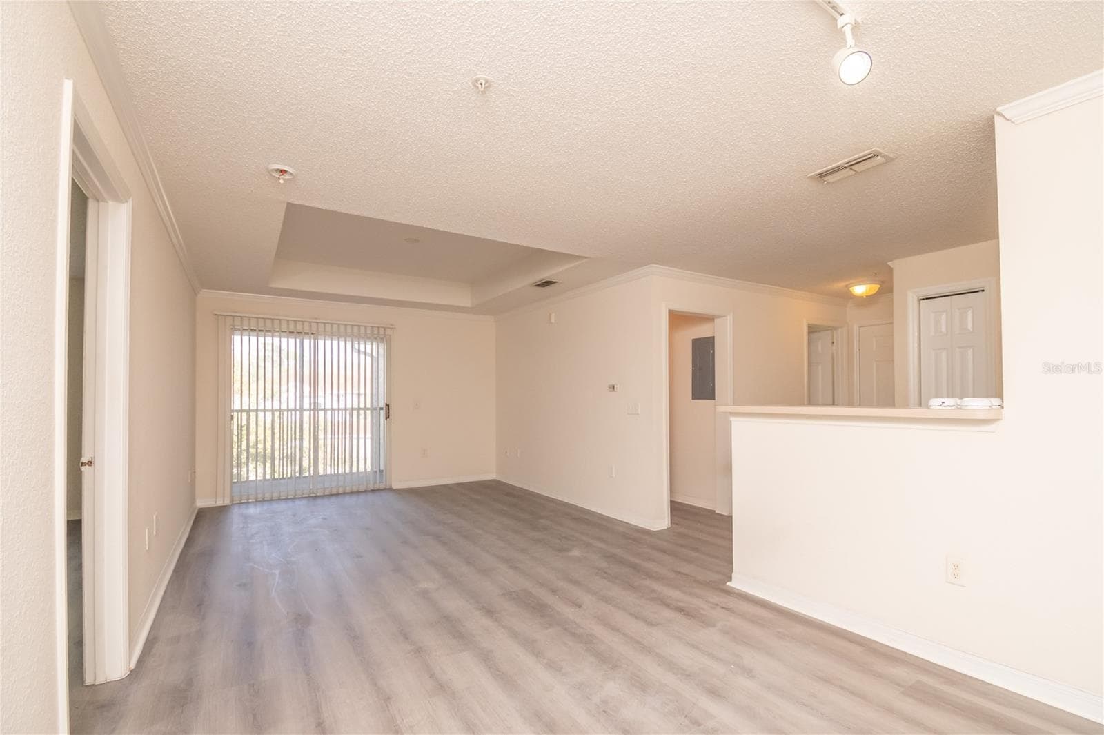 18001 Richmond Place Dr #834 photo 4