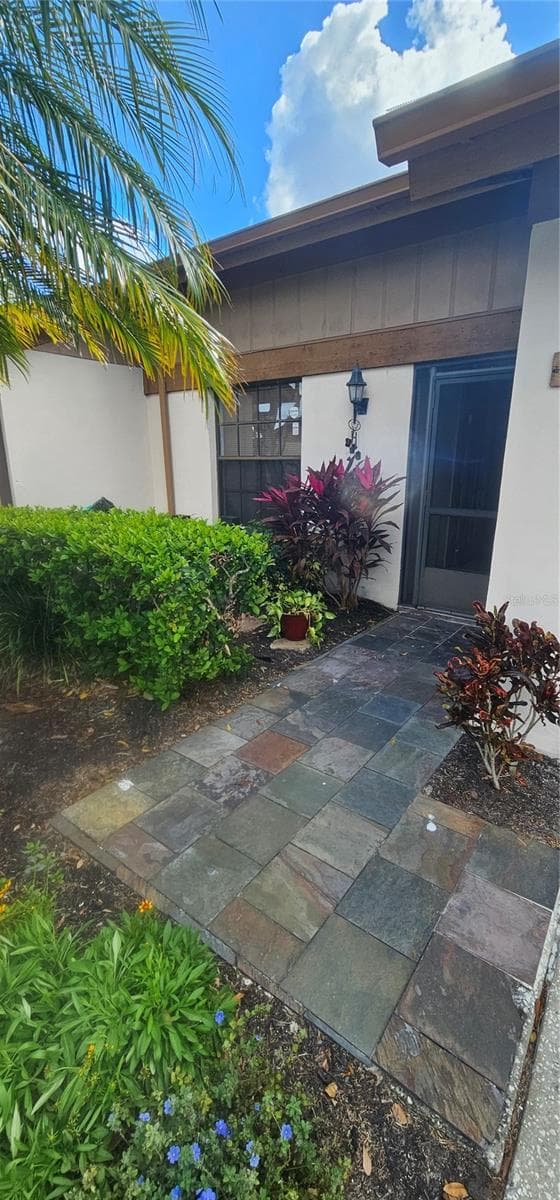 4075 Shoreside Cir