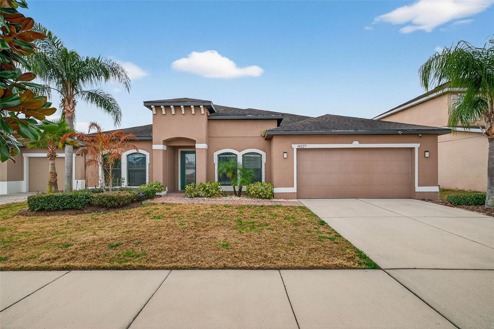 14227 Alistar Manor Dr photo 4