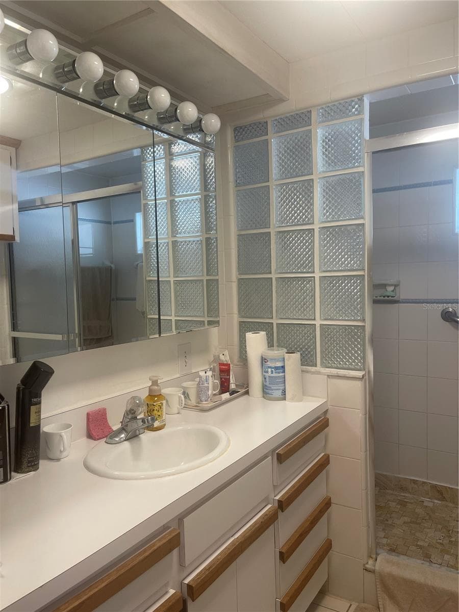 501 Oak Rdg E photo 5