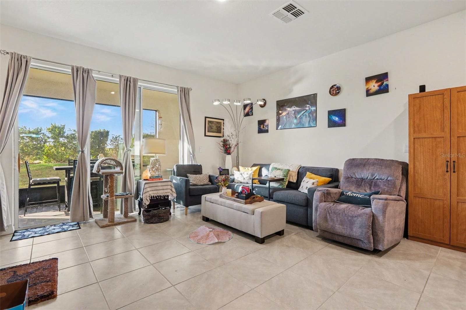 17518 Crescent Moon Loop photo 4