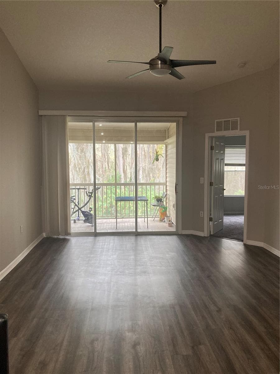 1819 Hammocks Ave #1819 photo 4