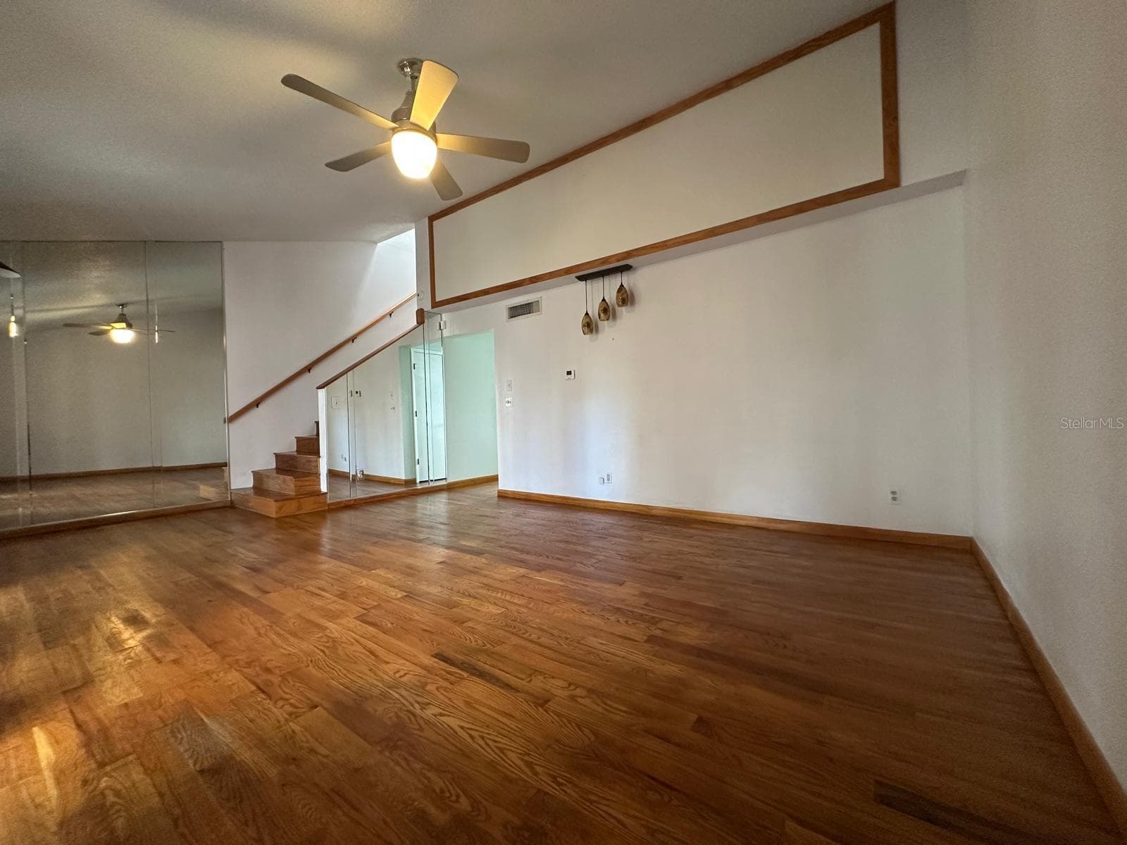 5419 Sweetwater Terrace Cir #3-20 photo 3