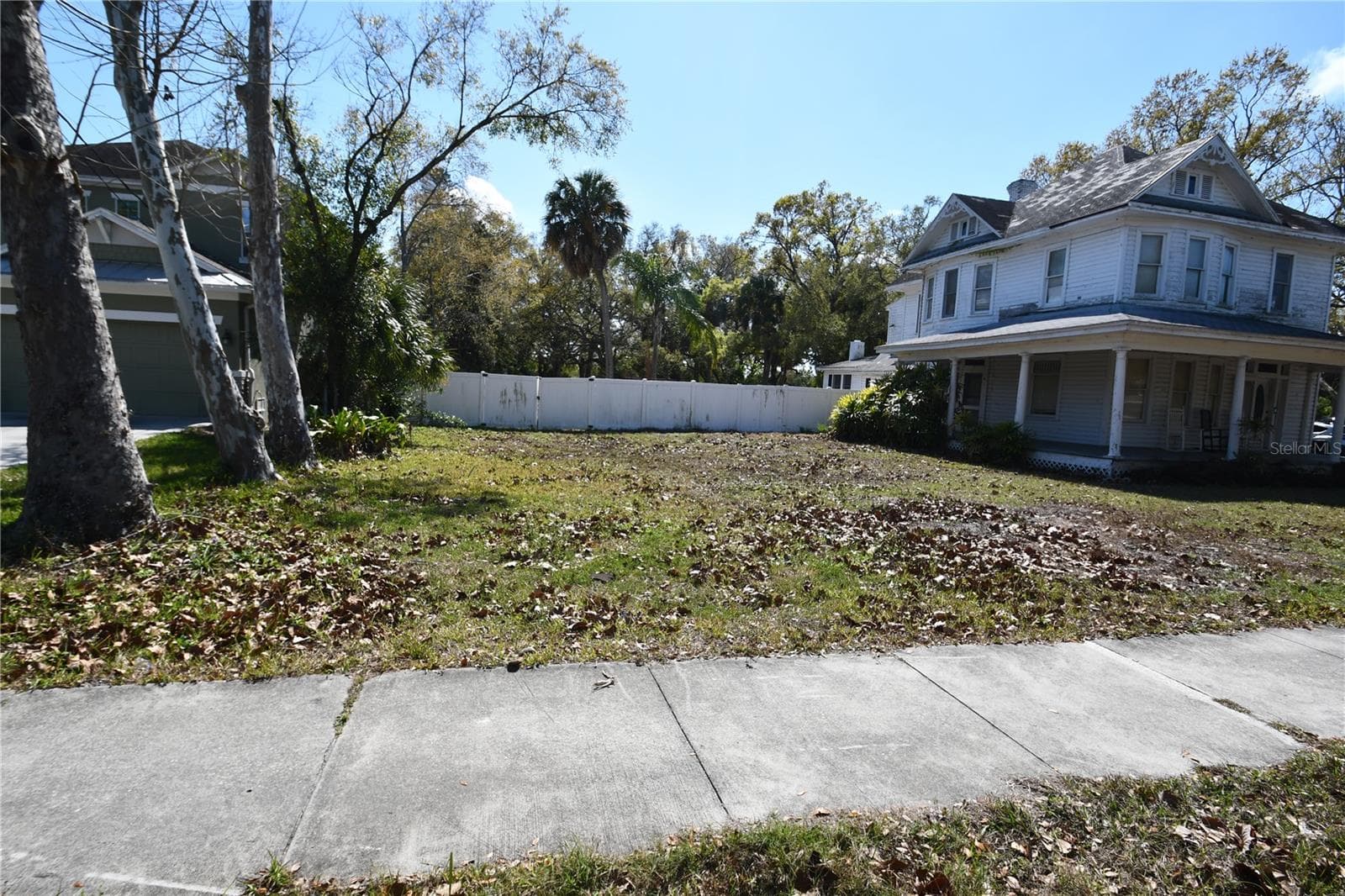 8020 Interbay Blvd photo 4