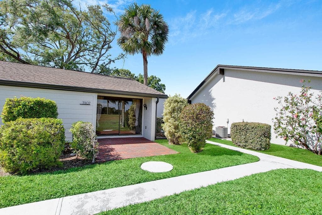 3507 Longmeadow #4 photo 3