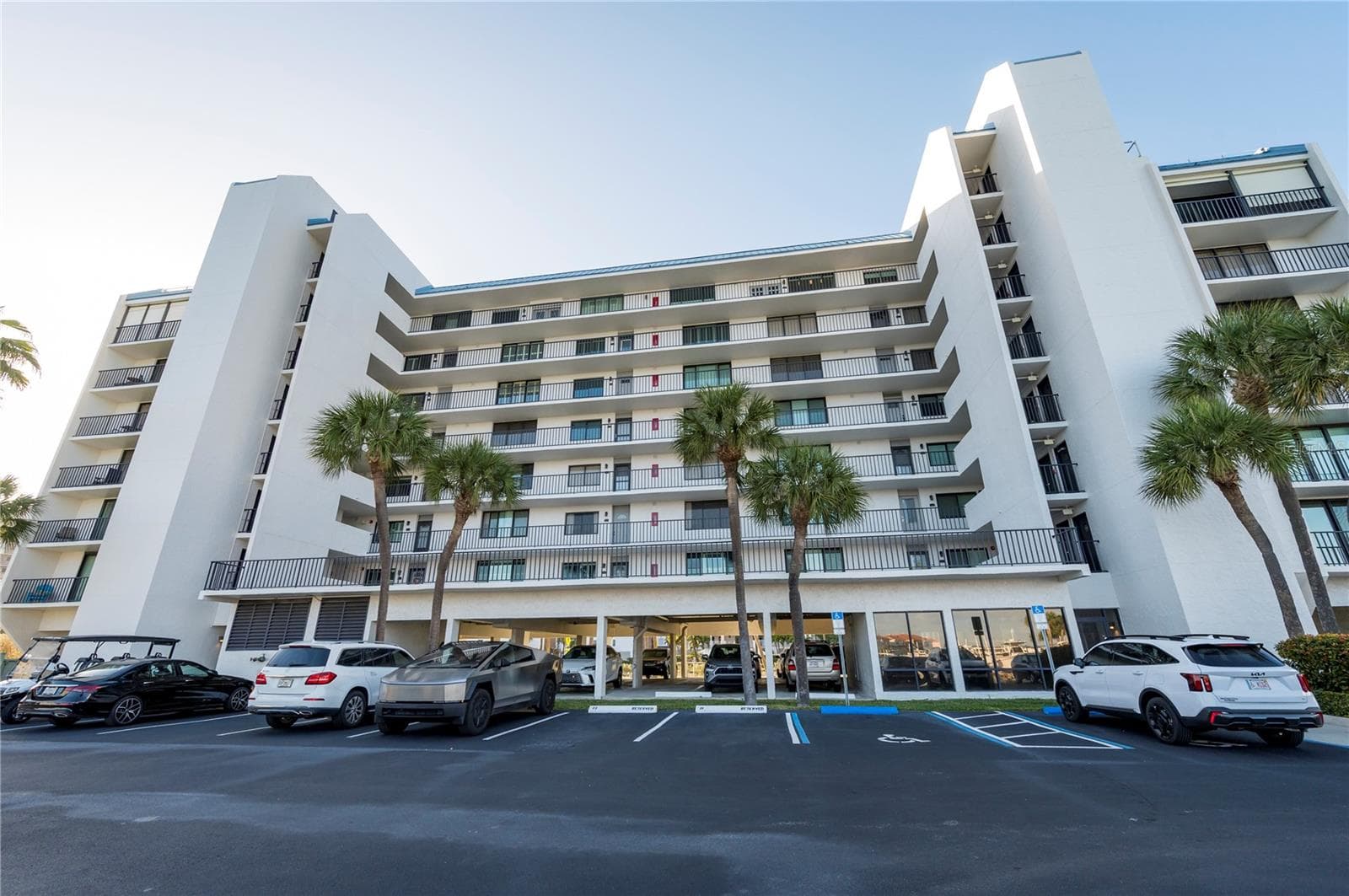 1591 Gulf Blvd #203S photo 3