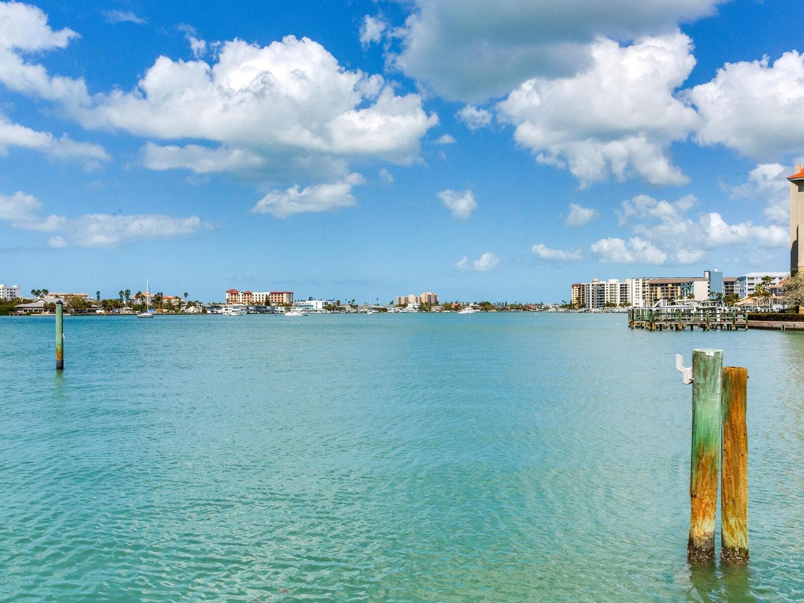 210 Dolphin Pt #B photo 3