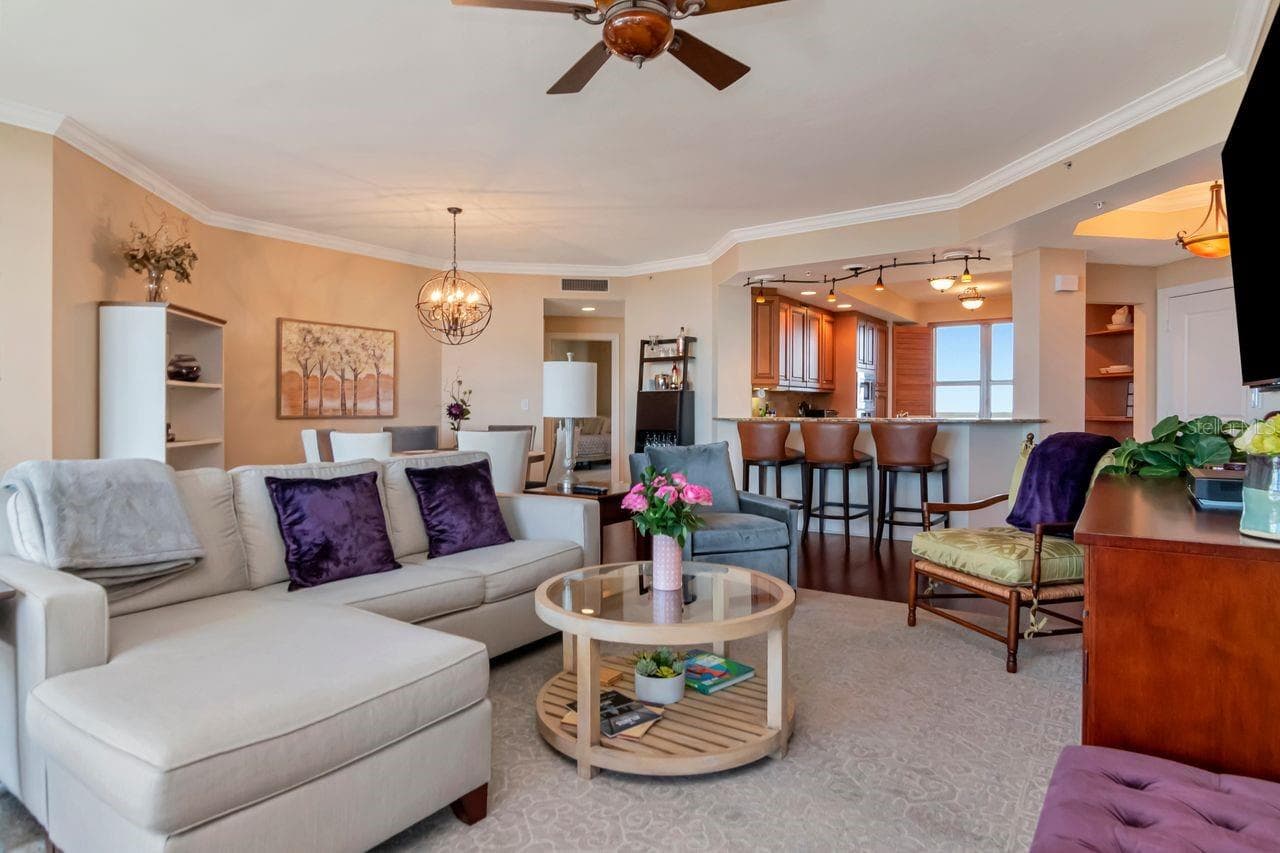 5823 Bowen Daniel Dr #604 photo 3