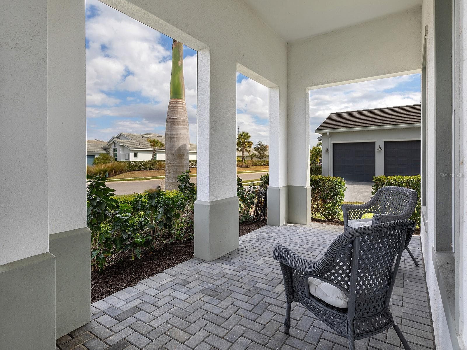 8191 Redonda Loop photo 4