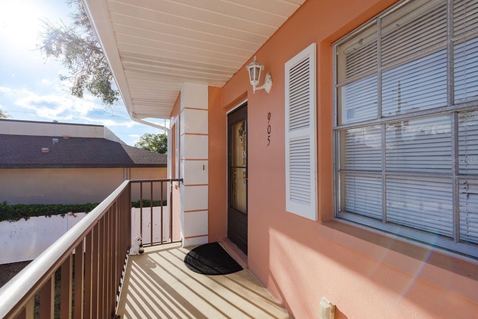 2250 Druid Rd E #905 photo 5