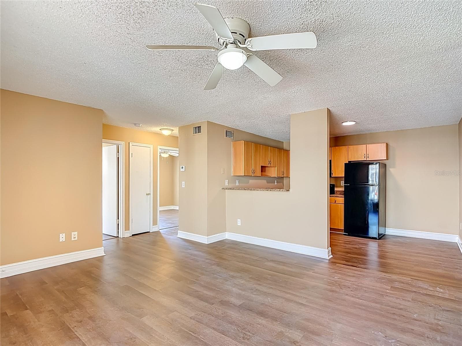 21038 Voyager Blvd #8 photo 5