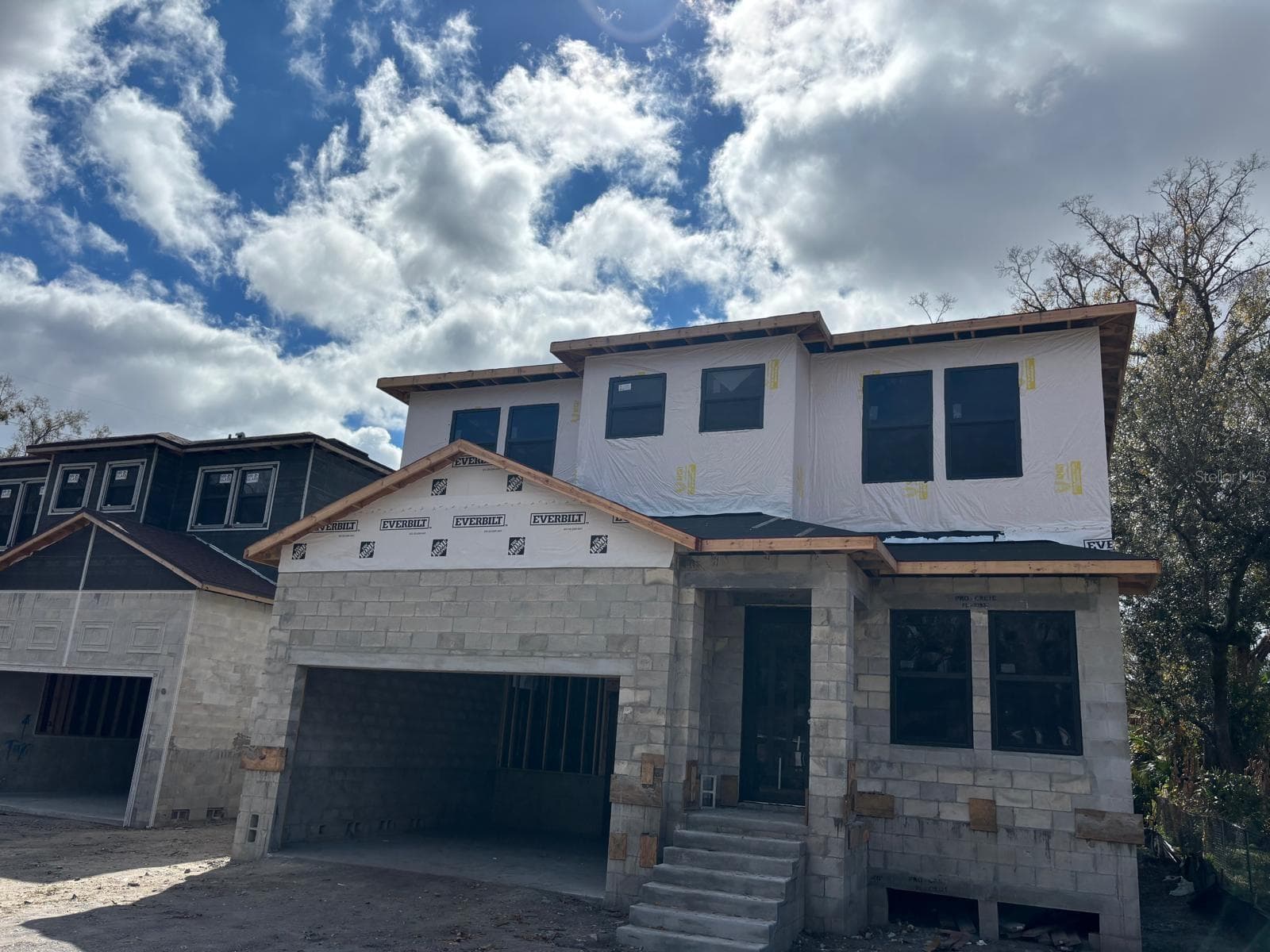 2120 W Bird St. photo 5