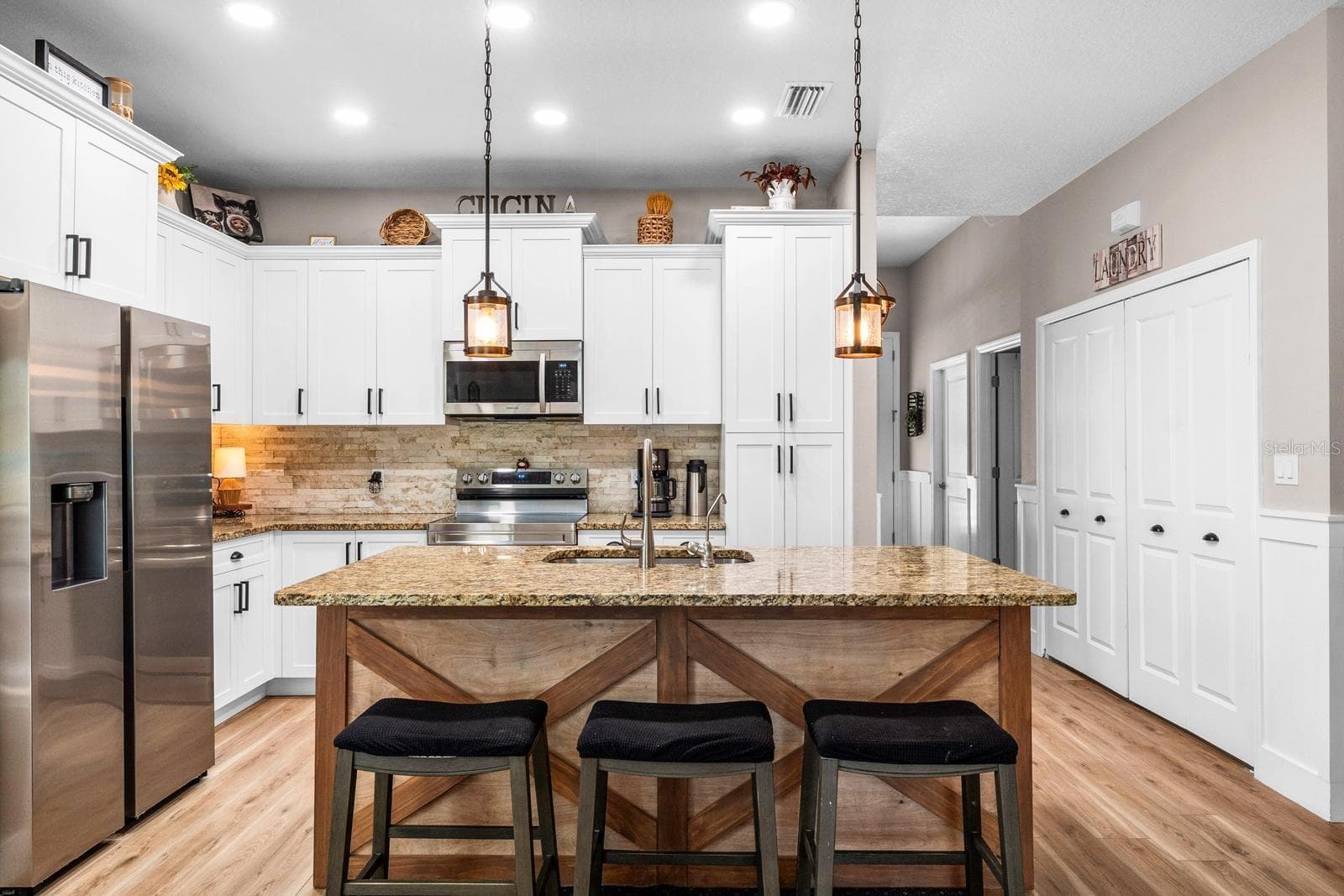 128 51st Street Cir E #7 photo 3