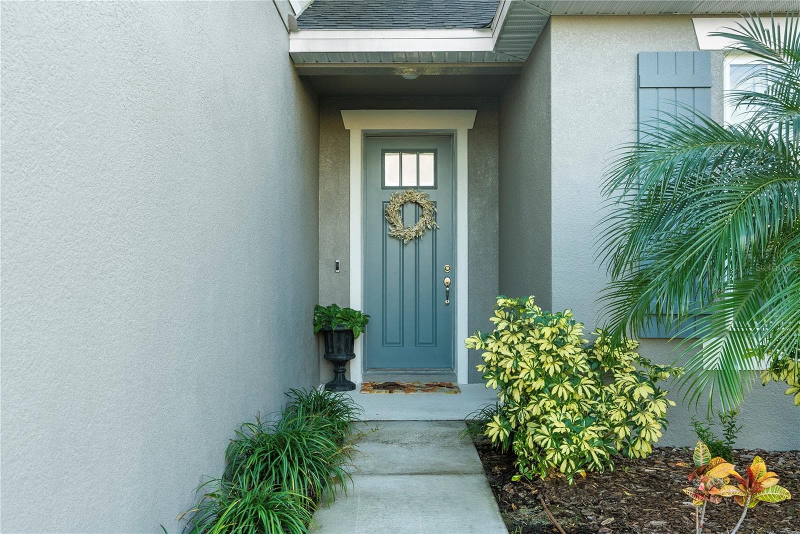 33975 Astoria Cir photo 4