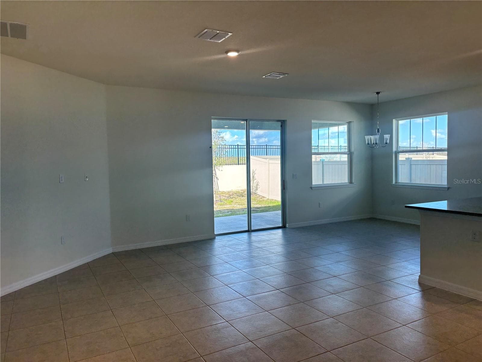 2355 Selenia St photo 4
