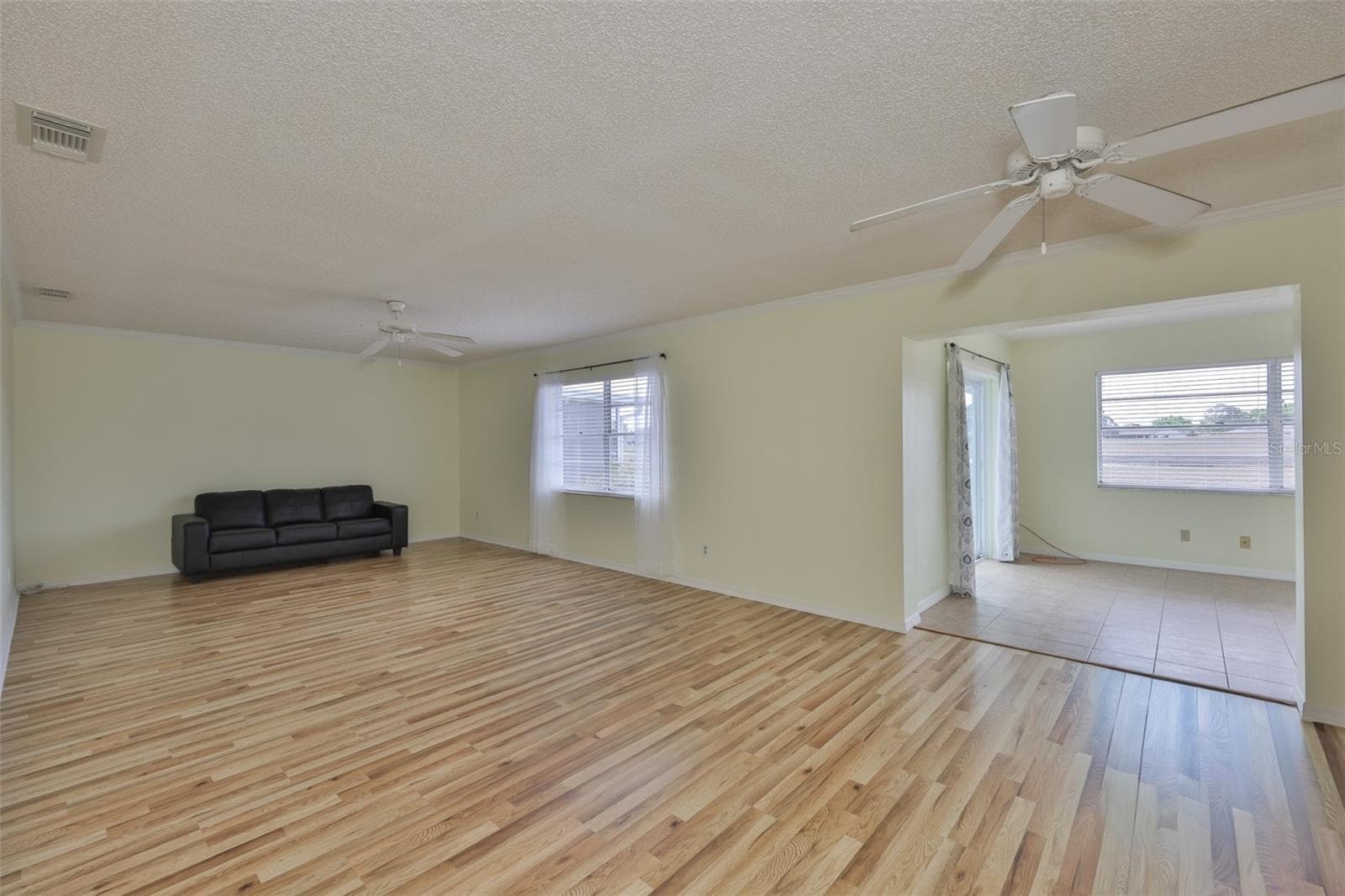 2020 Hullhouse Dr photo 5