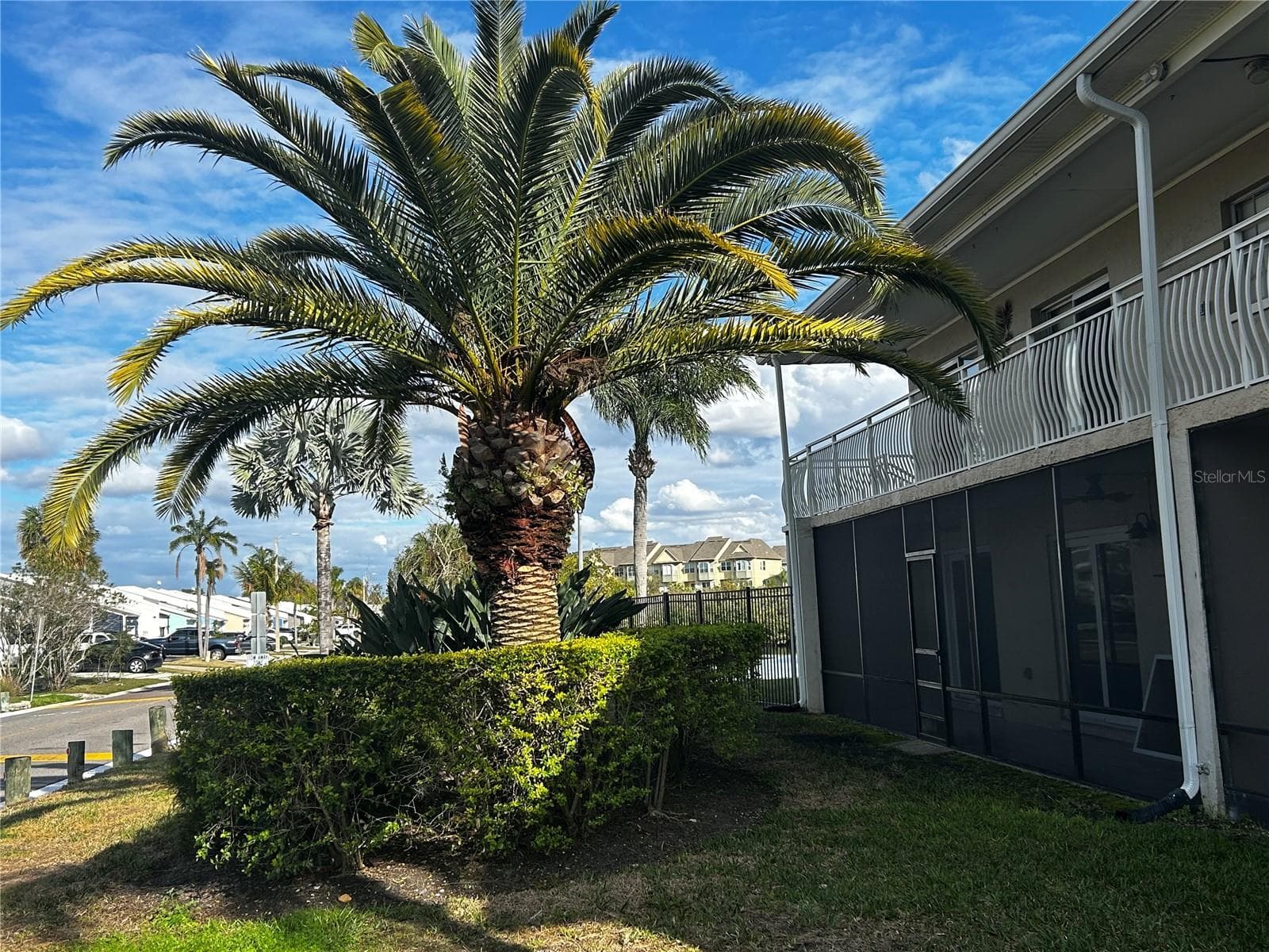 8802 Bay Pointe Dr #102 photo 3