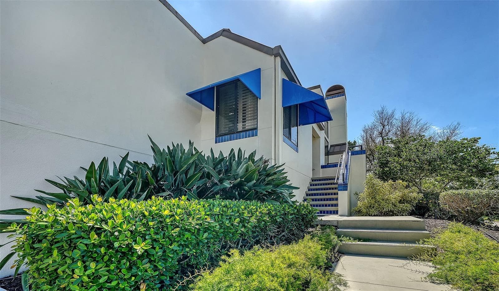 2000 Harbourside Dr #1501 photo 3