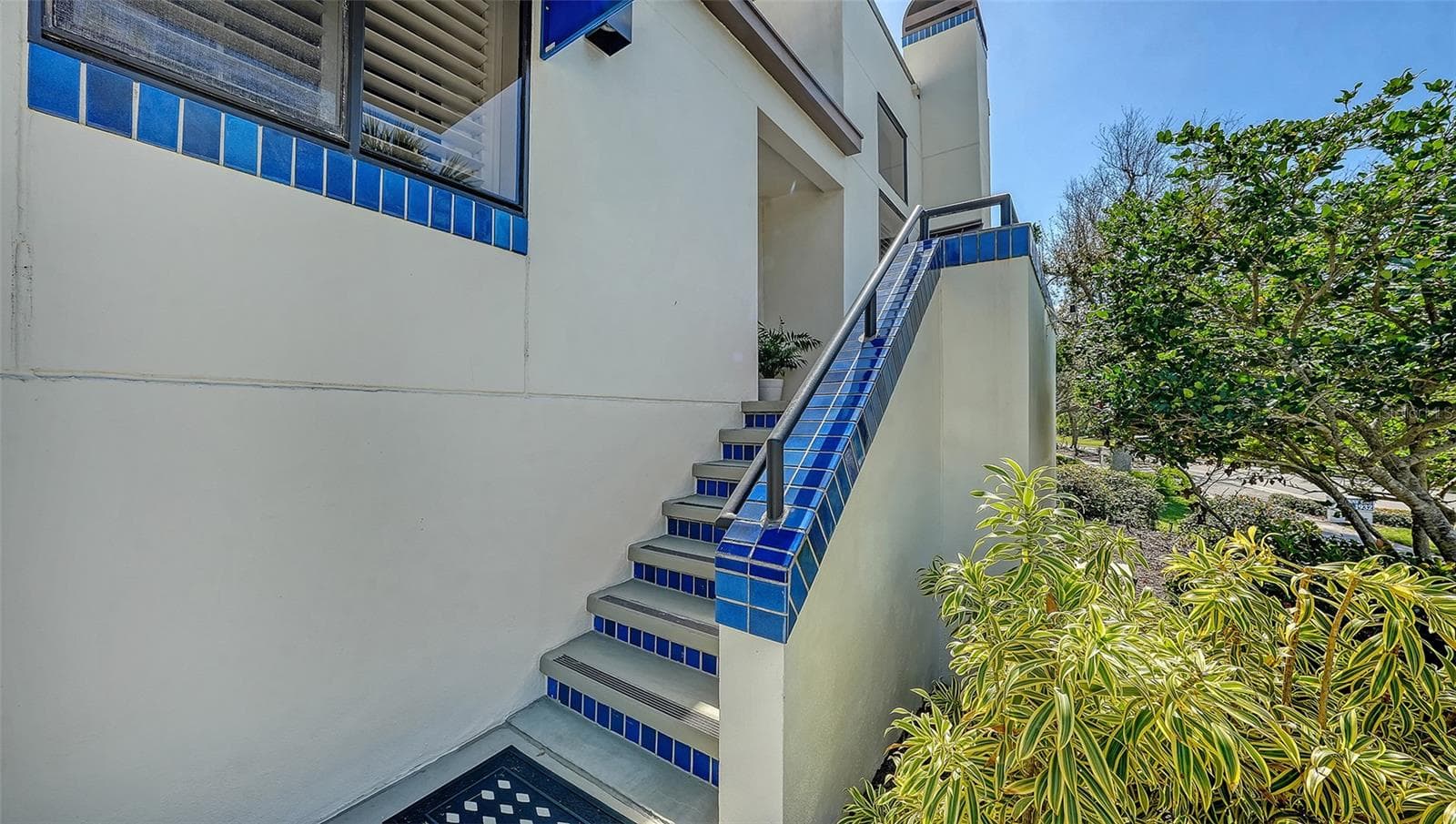 2000 Harbourside Dr #1501 photo 4