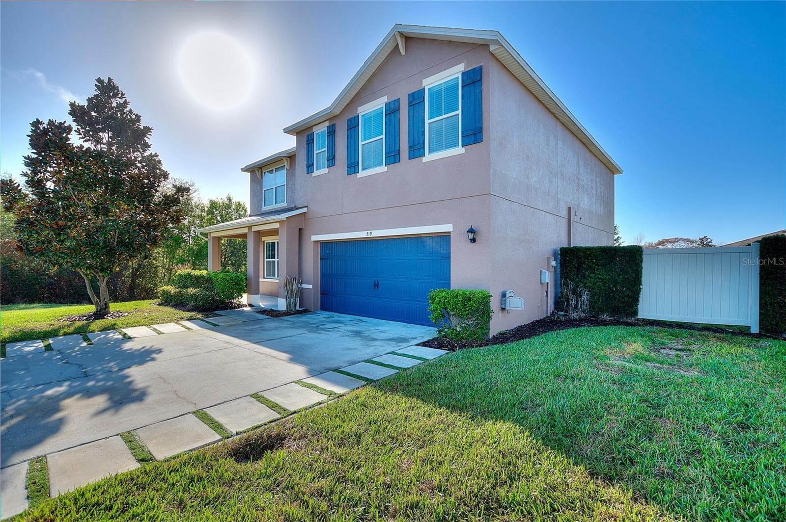 519 Oakhurst Way photo 3