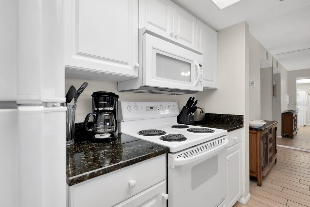 2312 Gulf Dr N #103 photo 4