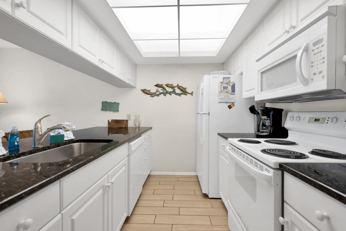 2312 Gulf Dr N #103 photo 5